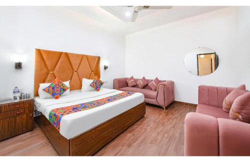 New Delhi Casa | FabHotel Golden Key Inn Near Rajouri Garden