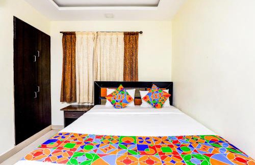 Vadapalani Cabina | FabHotel Karuna Regent