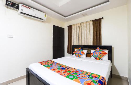 Vadapalani Cabina | FabHotel Karuna Regent