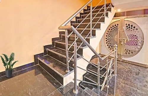 Kalyanpur Hotel | FabHotel Metro Inn