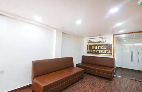 Preet Vihar Hotel | Fabhotel Mona Continental