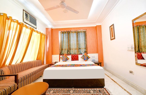 DLF City Hotel | Fabhotel Mosca