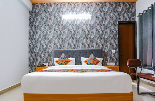 IMT Manesar Hotel | Fabhotel Next Home Prime