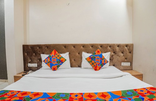 Bhopal Hotel | Fabhotel Om Palace