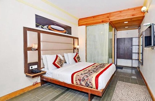 Nainital Hotel | FabHotel Plus Aroma Nainital