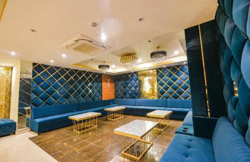 Dwarka Hotel | FabHotel Prime Blest Park Near Yashobhoomi Convention Centre