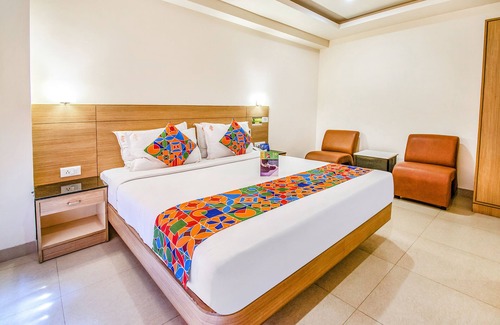 Gandhipuram Hotel | Fabhotel Prime Royal Castle