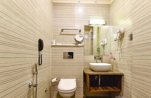 Kota Hotel | Fabhotel Prime Royal Park