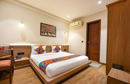 Chhatarpur Hotel | FabHotel Prime Siya Residency