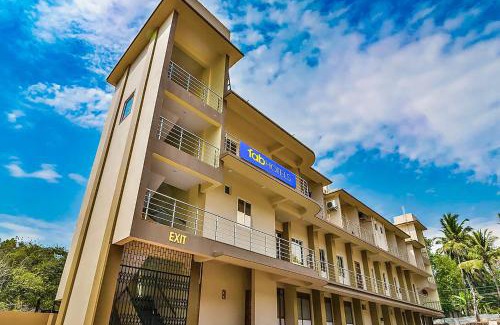 Ella Hotel | FabHotel Prime Swarnam, Old Goa