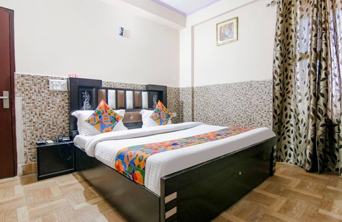 Sidhpur Hotel | Fabhotel Prime Wonder World Resort