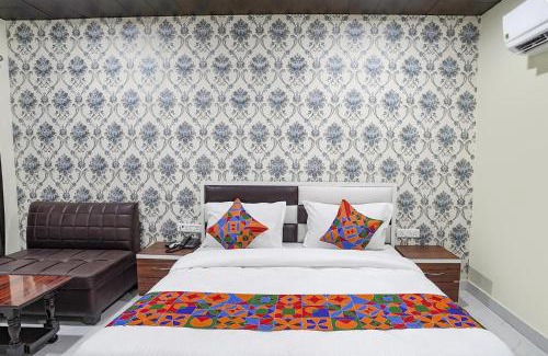 Kanpur Hotel | FabHotel Rajdhani