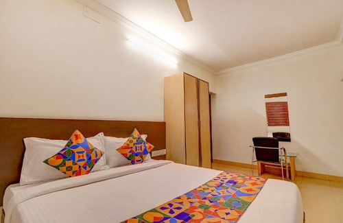 Central Chennai Hotel | FabHotel Royal Park Residency