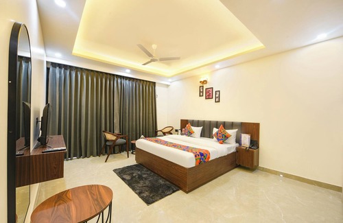 Gurugram Hotel | Fabhotel Rr Premium