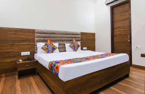 Amritsar Hotel | Fabhotel Tarry Town