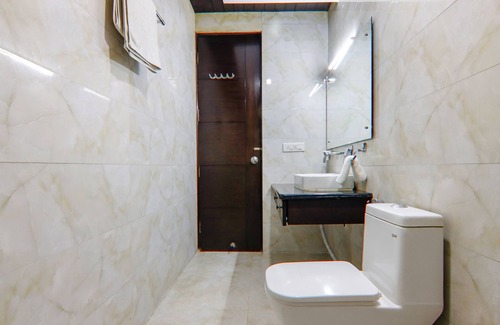 Sector 31 Hotel | Fabhotel The Arjun