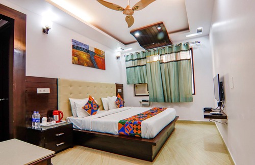 Sector 31 Hotel | Fabhotel The Arjun