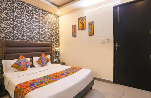 Sahibabad Hotel | FabHotel The Diamond