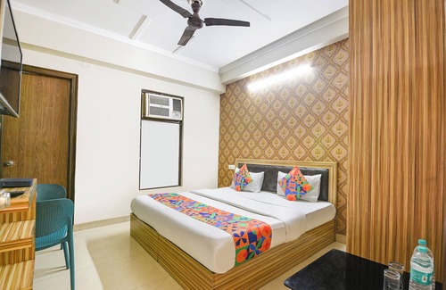 Jharsa Village Hotel | Fabhotel The Flora