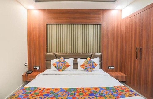 Allahabad Hotel | FabHotel The Treenity House