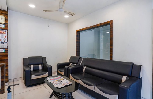 Vijayawada Hotel | Fabhotel V Grand