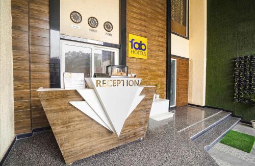 Mahmoorganj Hotel | FabHotel Villa De Benares