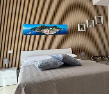 Pagani Cama Y Desayuno | Fabiria Guesthouse - B&B