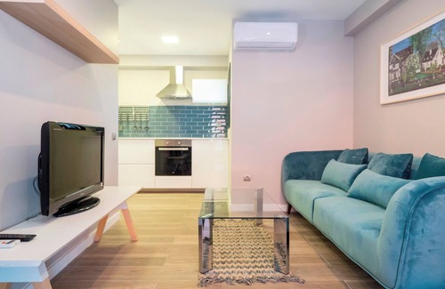 Porta Apartamento | BeBarceloner Sant Andreu Apartments with terrace