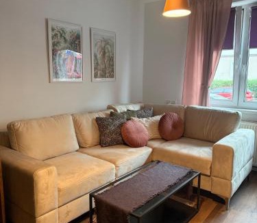 Srodmiescie Apartamento | FABRYCZNA Przytulność