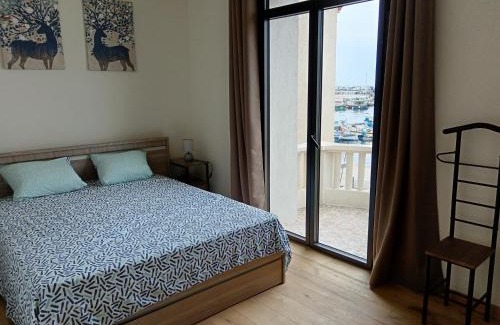Martigues Casa | FABULEUX Port Carro un petit paradis situé a15 m de l'eau