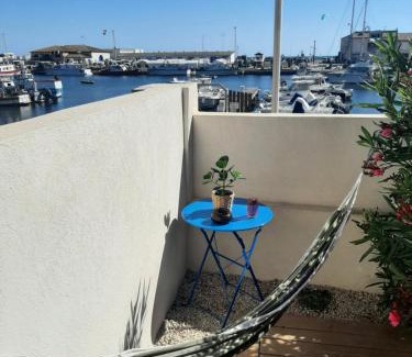 Martigues Casa | FABULEUX Port Carro un petit paradis situé a15 m de l'eau