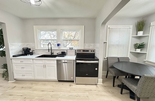 Mann Casa | Fabulous 2-bedroom house minutes to Downtown Seattle