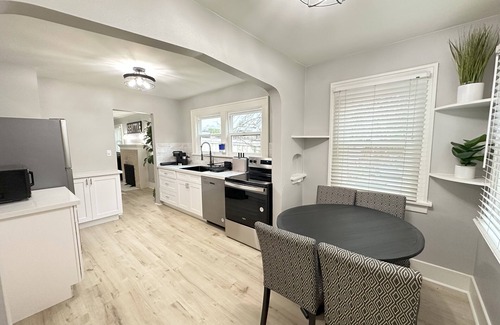 Mann Casa | Fabulous 2-bedroom house minutes to Downtown Seattle