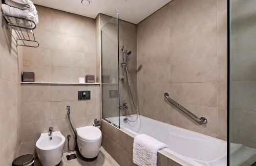Dubai Media City Apartamento | Fabulous 2BR Apartment with Palm View in Media City