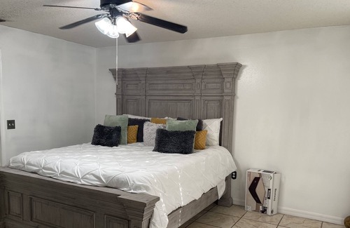 Valrico Casa | Fabulous 3 BDRM Pool Home in Valrico, FL!!