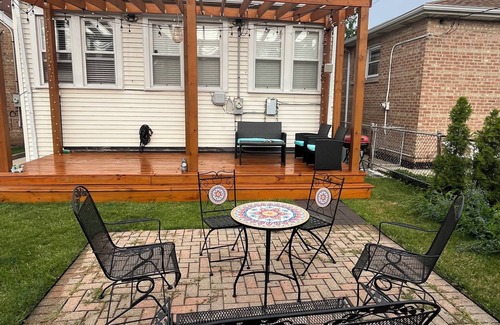 West Lawn Apartamento | Fabulous 3-bedroom apartment with AC in Chicago close midway airport