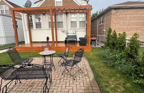 West Lawn Apartamento | Fabulous 3-bedroom apartment with AC in Chicago close midway airport