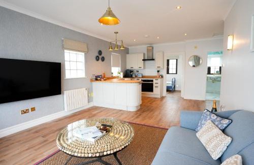 Longrock Apartamento | Fabulous 3-bedroom home across St Michaels Mount
