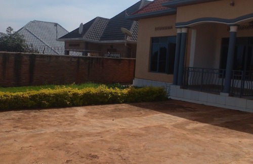 Rwamagana Casa | Fabulous 3-bedroom house in Kigali. Family-friendly serene home away from home.