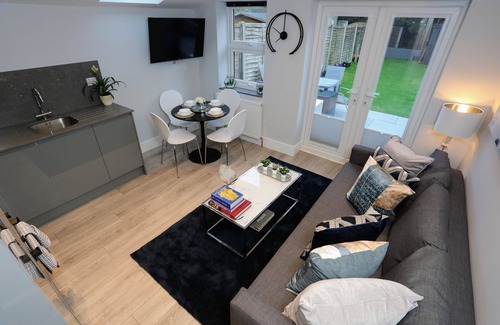 North Finchley Apartamento | Fabulous 3Bedroom/2Bathroom Ground Floor Flat with Garden and Free WiFi