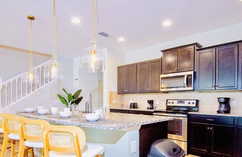 Four Corners Casa | Fabulous 5BD/4.5BH FREE Resort 7mi/Disney