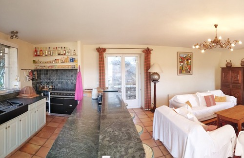 Lambesc Casa | Fabulosa propiedad de 18 habitaciones de 7 dormitorios con piscina climatizada y jardín vallado