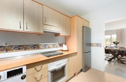 Urbanización Hacienda las Chapas Apartamento | Fabulous apartment in the Reserva of Marbella
