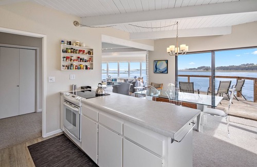 Baywood Park Casa | Fabulosa casa frente a la bahía con vistas de Morro Rock!