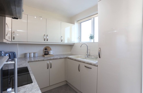 Thornton-Cleveleys Casa | Fabulous beachfront 3 bed house with parking