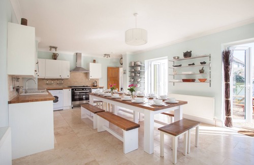 Peacehaven Casa | Fabuloso reformado costera casa de vacaciones de 6 dormitorios con estacionamiento y gran jardín
