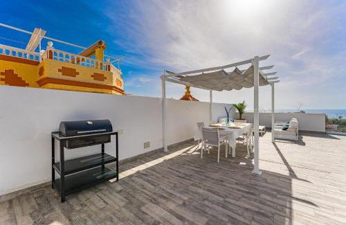 Callao Salvaje Villa | Fabulous contemporary 5 bedroom villa with private heated pool, sleeps max 13