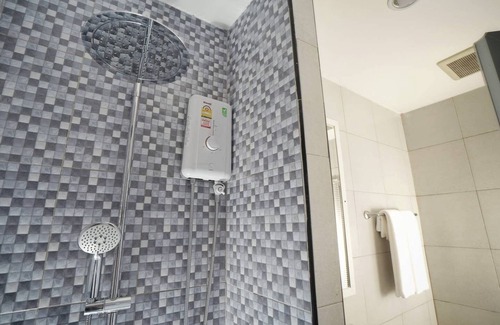 Sanambin Hotel | Fabulosa habitación con cama doble con ABF cerca del aeropuerto Don Mueang