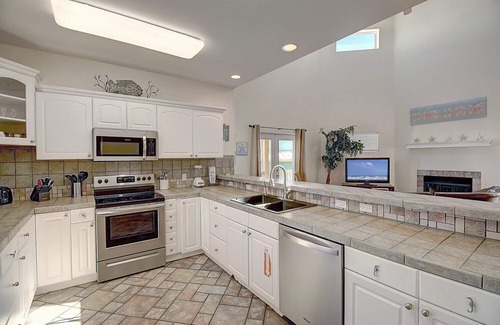 Sand Point Casa | Fabulosa casa en el maravilloso Sand Point Circle !!
