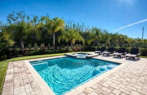 West Kissimmee Casa | Fabulous Home With Private Pool And Game Room Near Disney With Waterpark & Resort Access At Encore Resort - 7469Mr